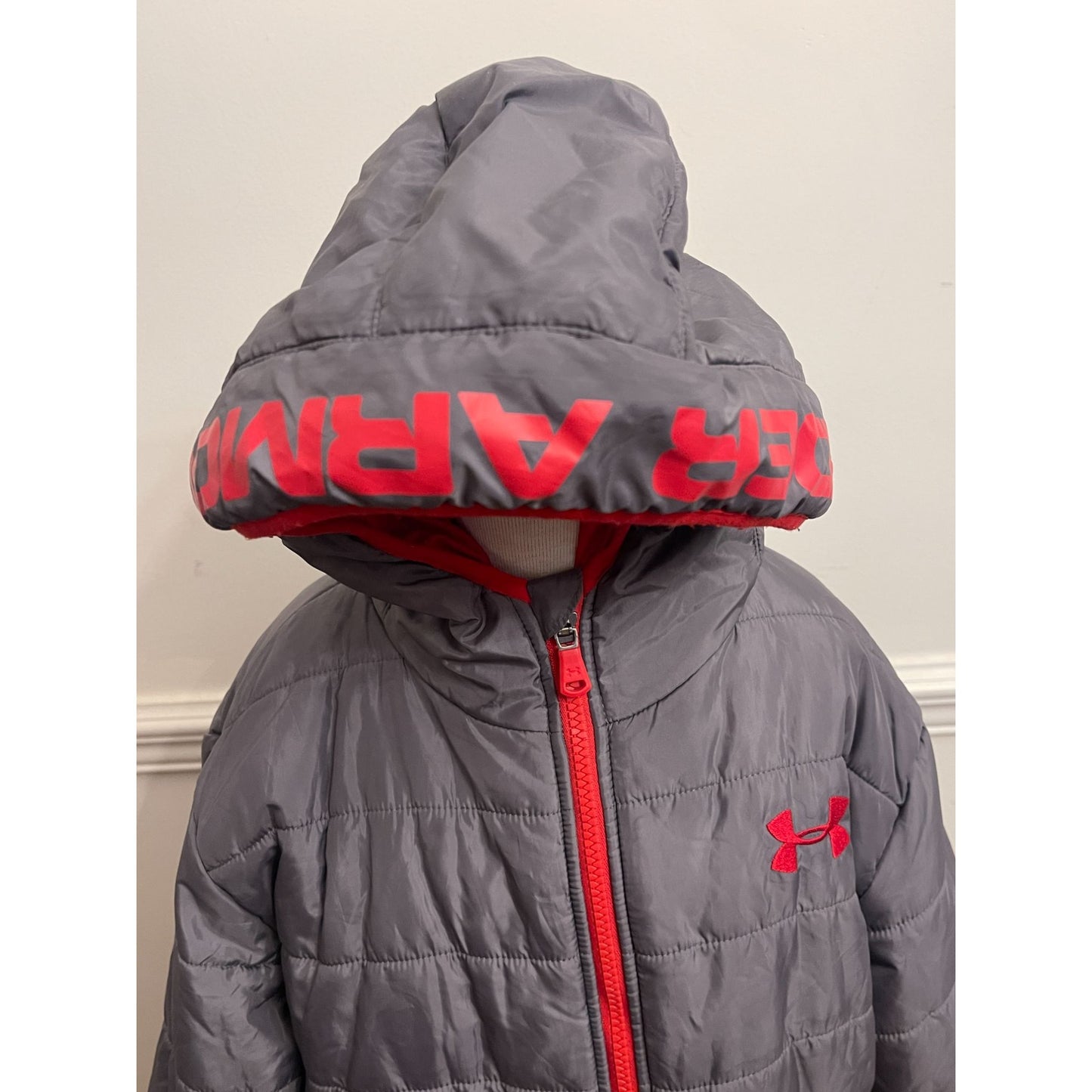 Under Armour Youth Gray ColdGear Puffer Jacket With Hood Size YLG