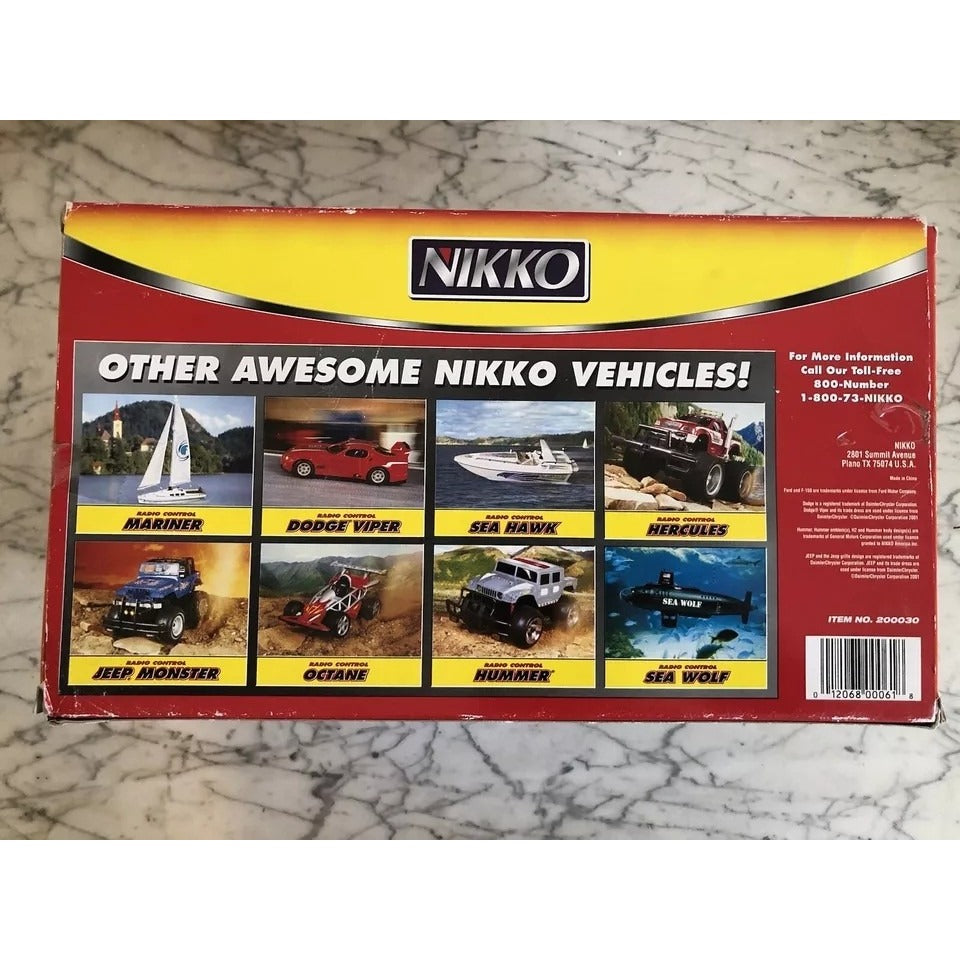 NIOB 2001 NIKKO Chevy Avalanche Remote Control Truck (120 Scale)