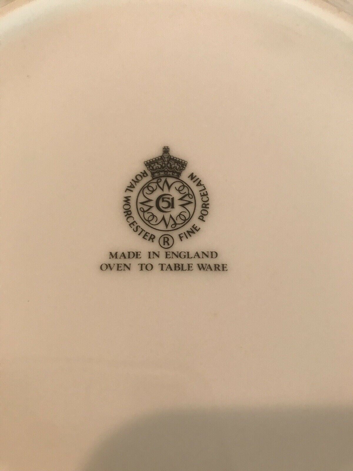 EUC Vintage Royal Worcester 10” Bowl - Corn, Peaches, Raspberry, Blackberry