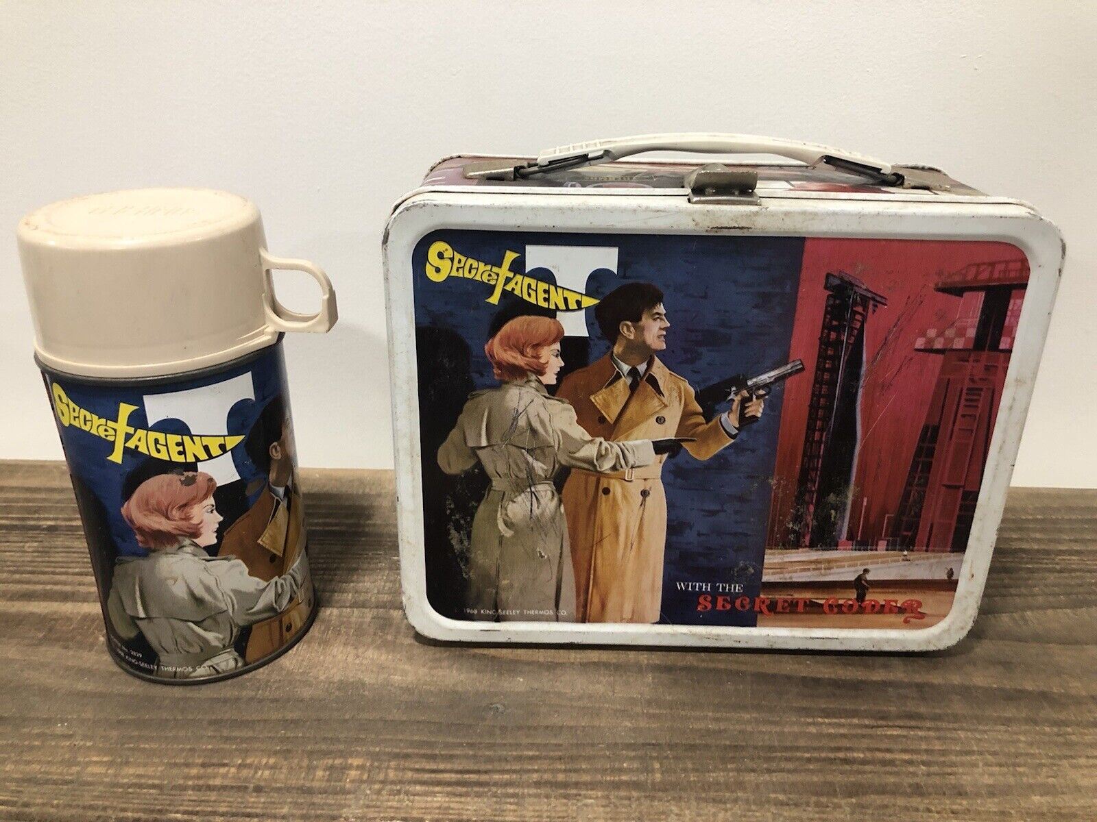 VTG 1968 Secret Agent Metal Lunch Box w/ Thermos by King Seeley