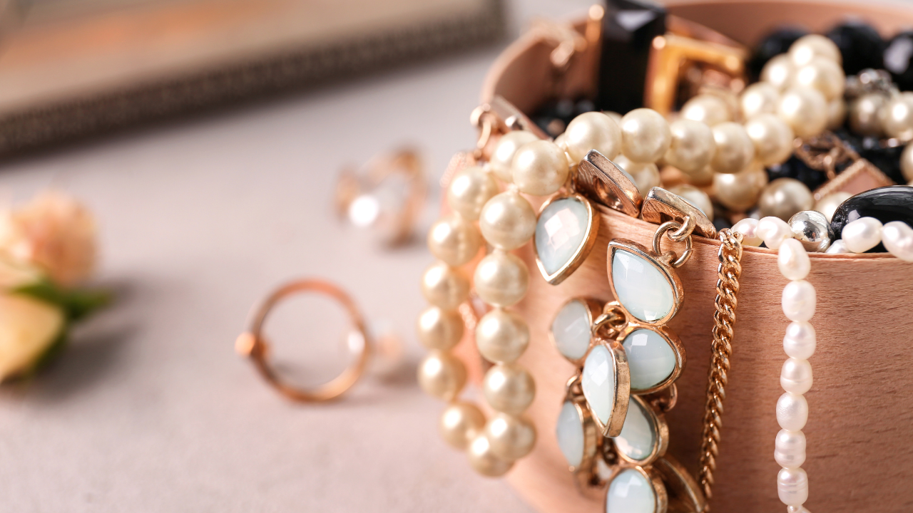 Womens accessories